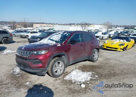 2022 Jeep Compass Latitude 4X4 from USA, damaged, VIN 3C4NJDBBXNT217140